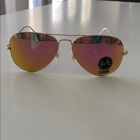 Ray-Ban Accessories - 💕 RayBan Sunglasses 💕